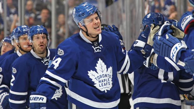 auston-matthews-maple-leafs-nhl-1300.jpg